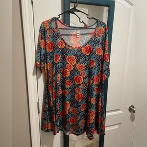 LulaRoe XL Perfect Tee